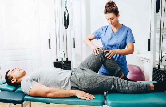 דליפת שתן לאחר ניתוח ערמונית – כמה זמן זה נמשך ואיך מתאוששים מהר יותר?2